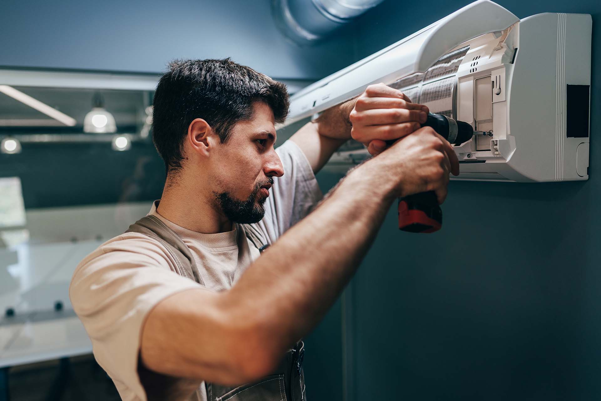 cuánto cuesta reparar avería en casa Barcelona